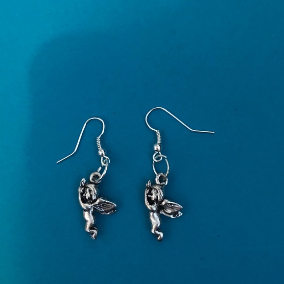 These are  fantasy handmade jewelry made by me. - Picture 4 of 5